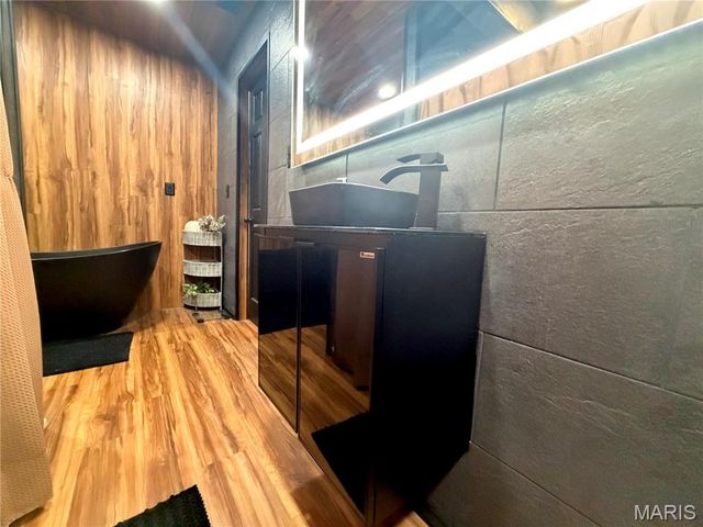 3 Leona Lane, Eureka, MO 63025