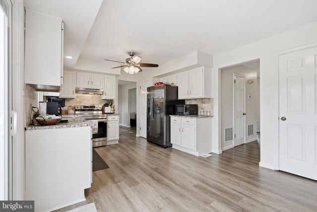 576 BUCHERT RD, Gilbertsville, PA 19525
