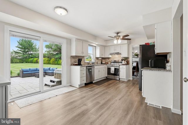 576 BUCHERT RD, Gilbertsville, PA 19525
