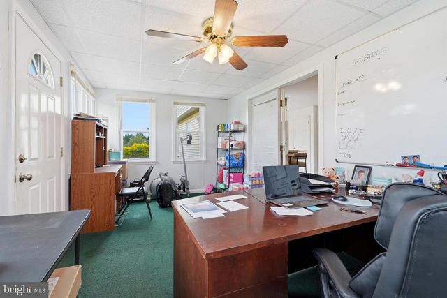 576 BUCHERT RD, Gilbertsville, PA 19525