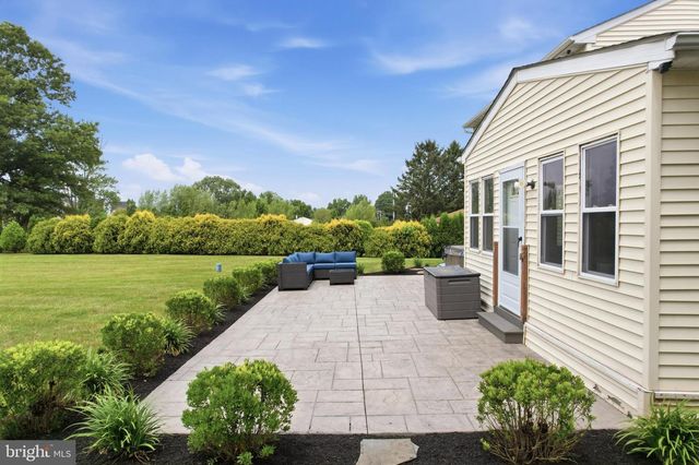 576 BUCHERT RD, Gilbertsville, PA 19525