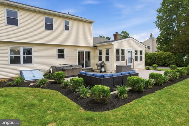 576 BUCHERT RD, Gilbertsville, PA 19525