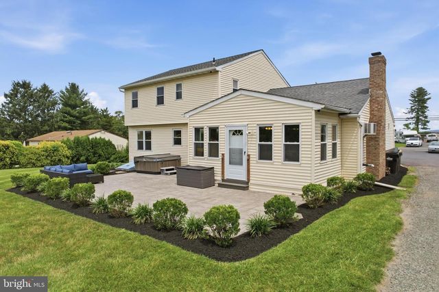 576 BUCHERT RD, Gilbertsville, PA 19525