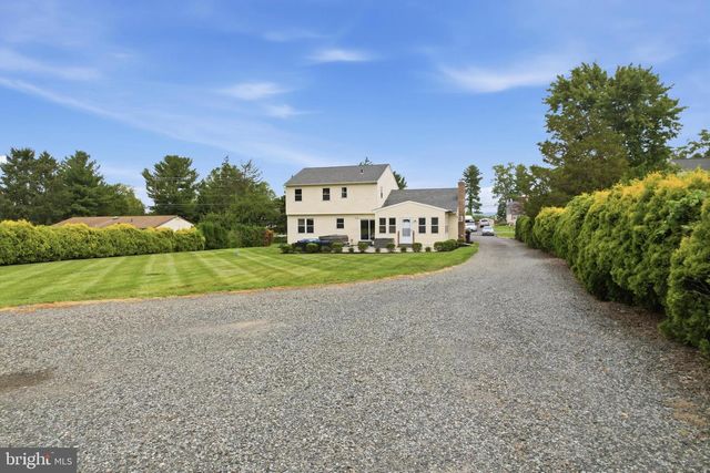 576 BUCHERT RD, Gilbertsville, PA 19525
