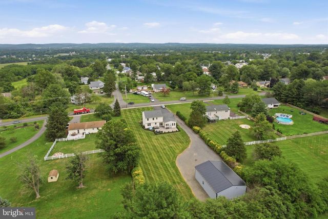 576 BUCHERT RD, Gilbertsville, PA 19525