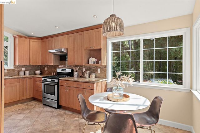 7 Arbor Way, Lafayette, CA 94549