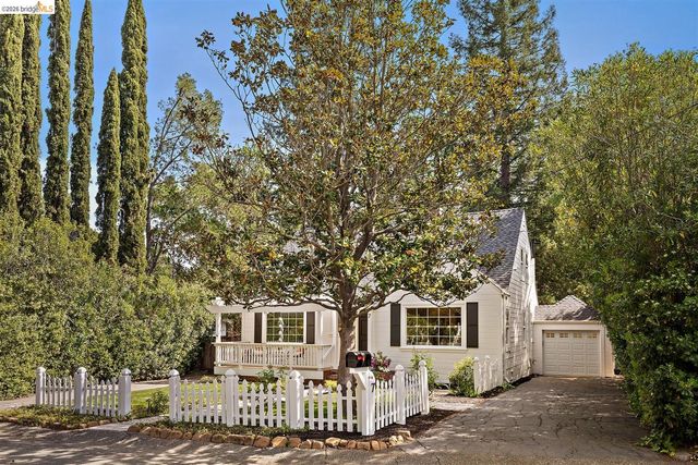 7 Arbor Way, Lafayette, CA 94549