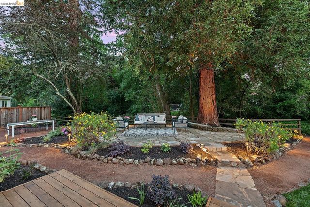 7 Arbor Way, Lafayette, CA 94549