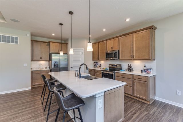 1953 Prestwick Bend, Miamisburg, OH 45342
