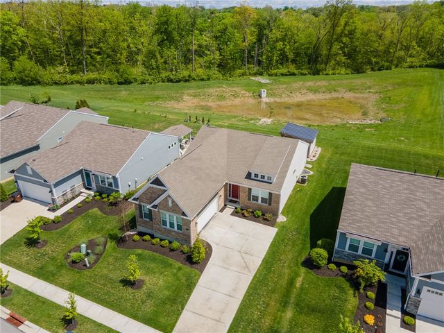 1953 Prestwick Bend, Miamisburg, OH 45342