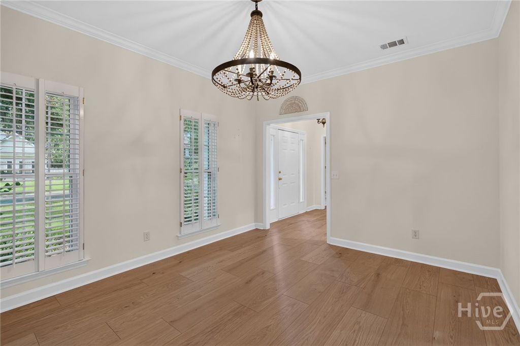 Image 14 of property listing at 108 Chancery Lane, Savannah, GA 31410