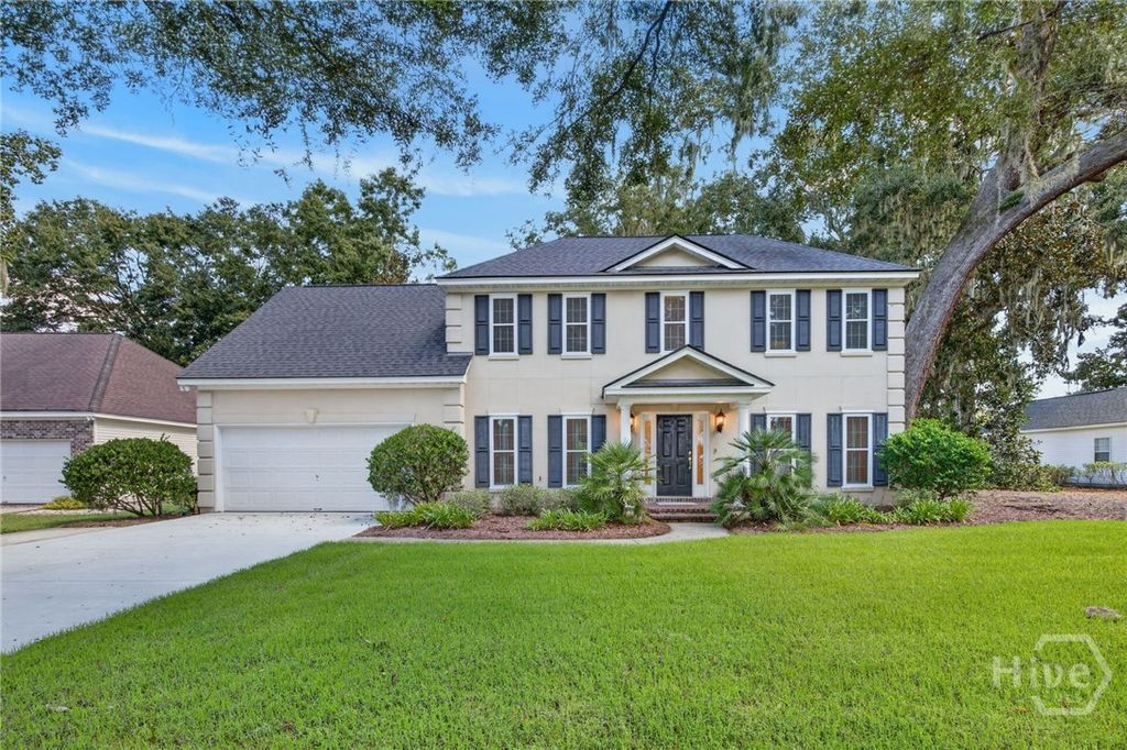 Image 2 of property listing at 108 Chancery Lane, Savannah, GA 31410
