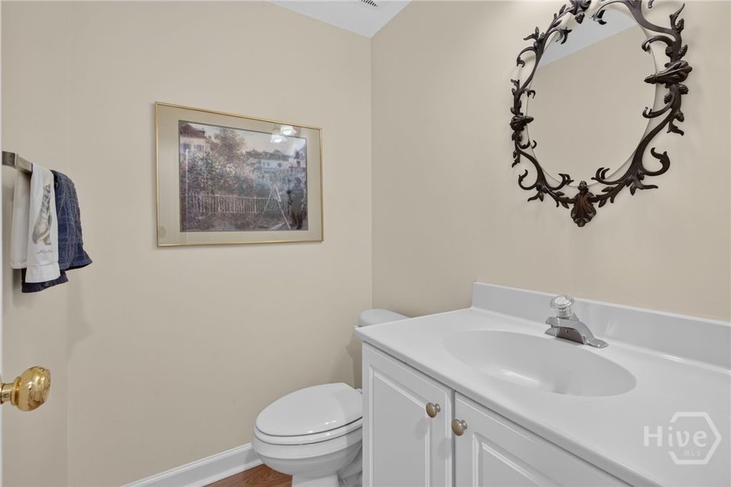 Image 26 of property listing at 108 Chancery Lane, Savannah, GA 31410