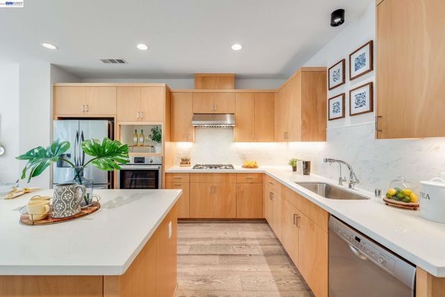 39150 Declaration St, Fremont, CA 94538