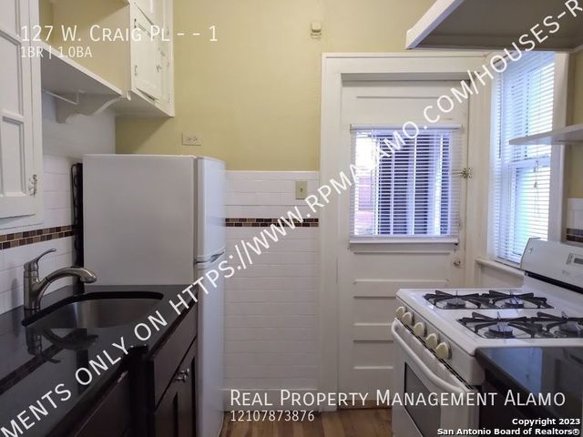 127 W Craig Pl Apt 1, San Antonio, TX 78212