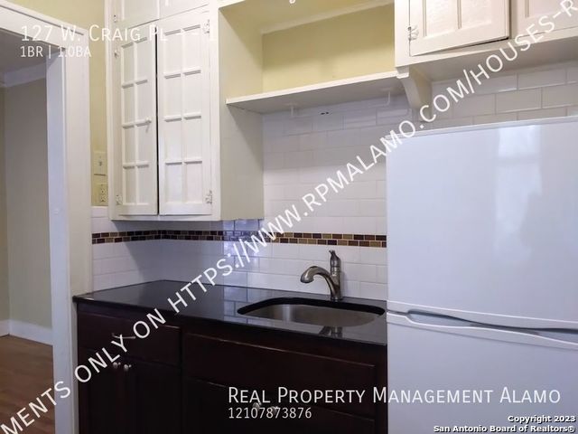 127 W Craig Pl Apt 1, San Antonio, TX 78212