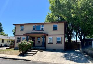 160 DE HAGUE Street, Medford, OR 97501