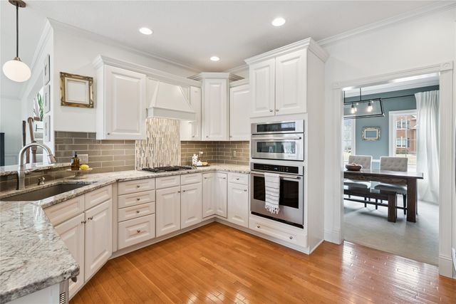 3706 147th Street, Urbandale, IA 50323