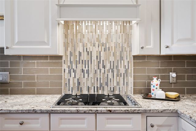 3706 147th Street, Urbandale, IA 50323