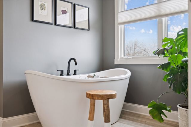 3706 147th Street, Urbandale, IA 50323