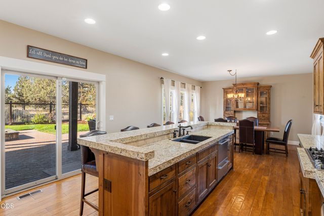 20921 Miramar Drive, Bend, OR 97702