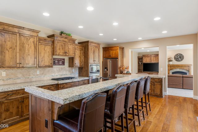 20921 Miramar Drive, Bend, OR 97702