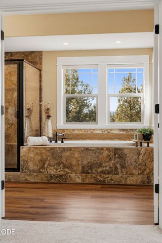 20921 Miramar Drive, Bend, OR 97702