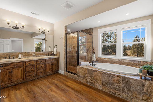 20921 Miramar Drive, Bend, OR 97702