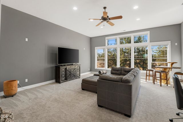 20921 Miramar Drive, Bend, OR 97702