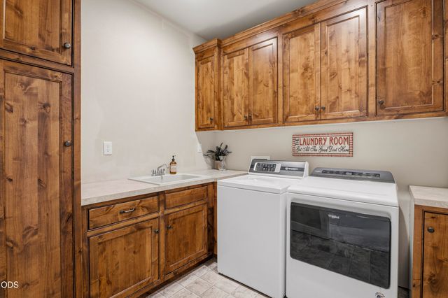 20921 Miramar Drive, Bend, OR 97702