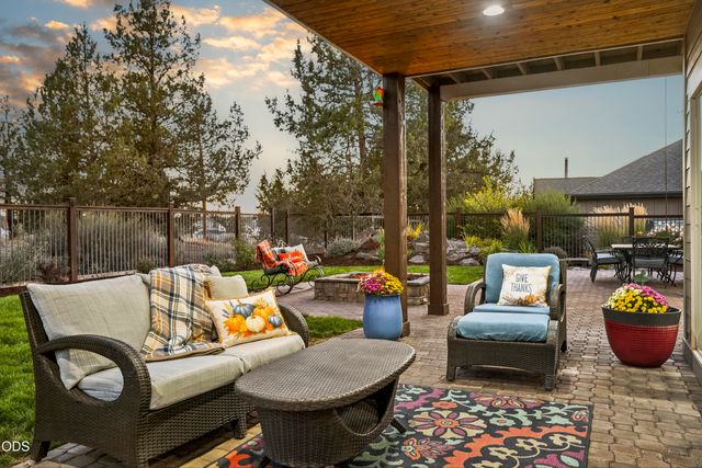 20921 Miramar Drive, Bend, OR 97702