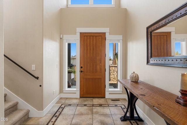 20921 Miramar Drive, Bend, OR 97702