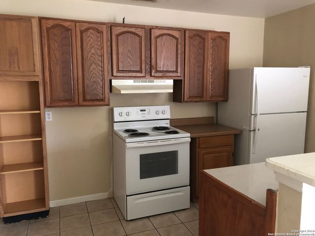 7543 WINDSOR OAKS, San Antonio, TX 78239