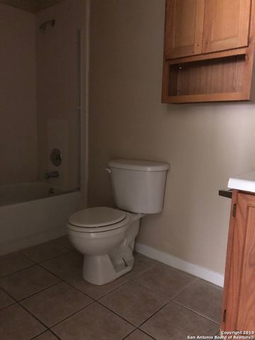 7543 WINDSOR OAKS, San Antonio, TX 78239