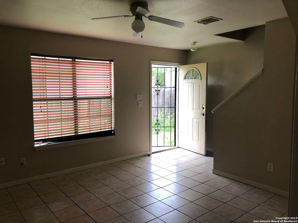 7543 WINDSOR OAKS, San Antonio, TX 78239