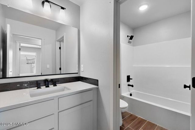 2086 Meteor Drive, Las Cruces, NM 88012