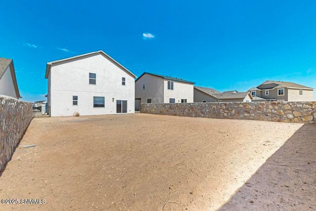 2086 Meteor Drive, Las Cruces, NM 88012