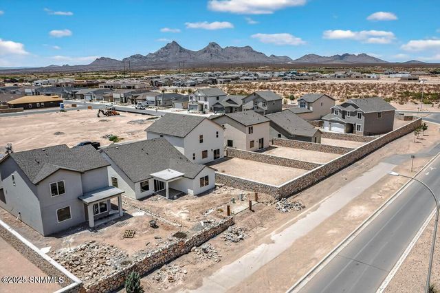 2086 Meteor Drive, Las Cruces, NM 88012