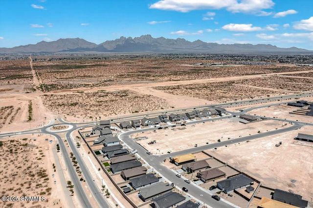 2086 Meteor Drive, Las Cruces, NM 88012
