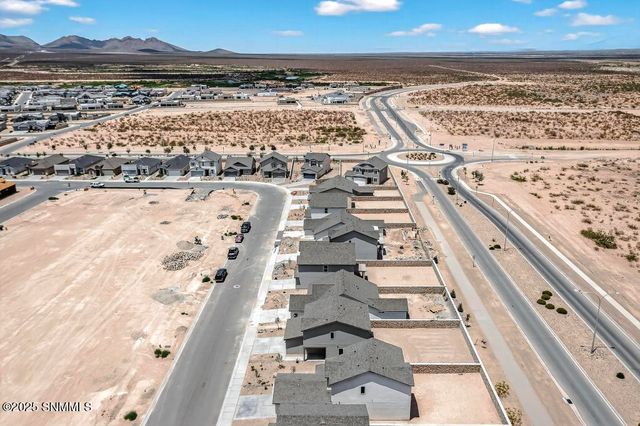 2086 Meteor Drive, Las Cruces, NM 88012