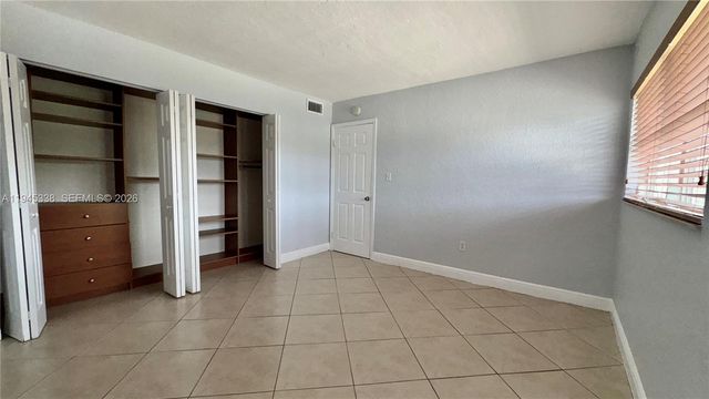 8475 SW 94th St 203E, Miami, FL 33156