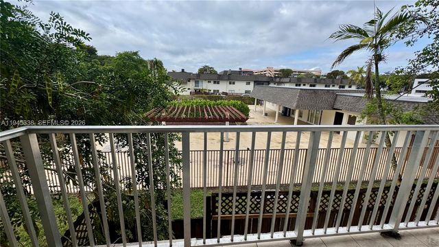 8475 SW 94th St 203E, Miami, FL 33156