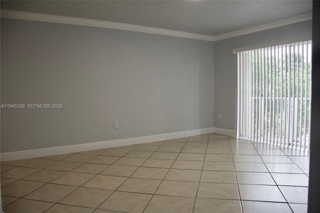 8475 SW 94th St 203E, Miami, FL 33156