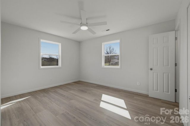 2621 Fairwood Drive SE, Hudson, NC 28638