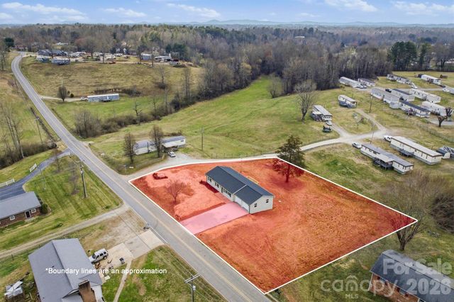 2621 Fairwood Drive SE, Hudson, NC 28638