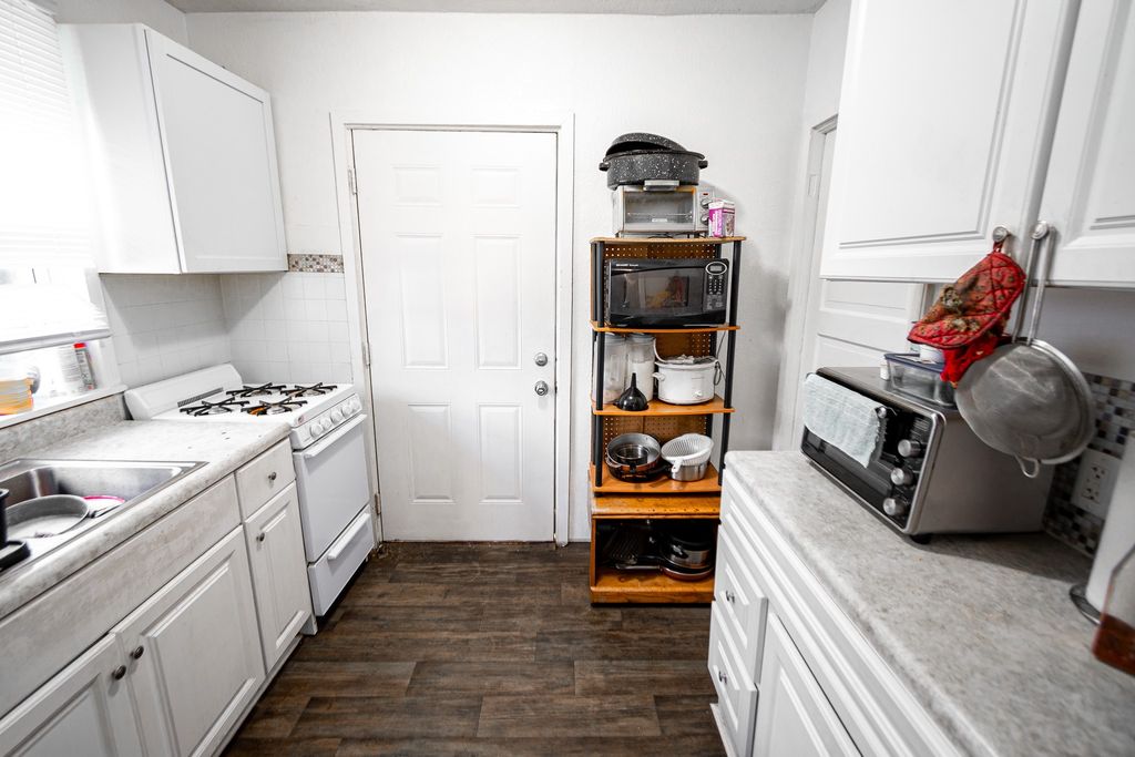 1404 Clark Street, Des Moines, IA 50314