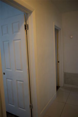 11150 Peachtree Dr, Miami, FL 33161