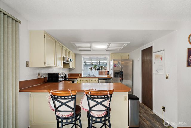 15401 Meridian Avenue N, Shoreline, WA 98133