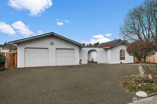 15401 Meridian Avenue N, Shoreline, WA 98133