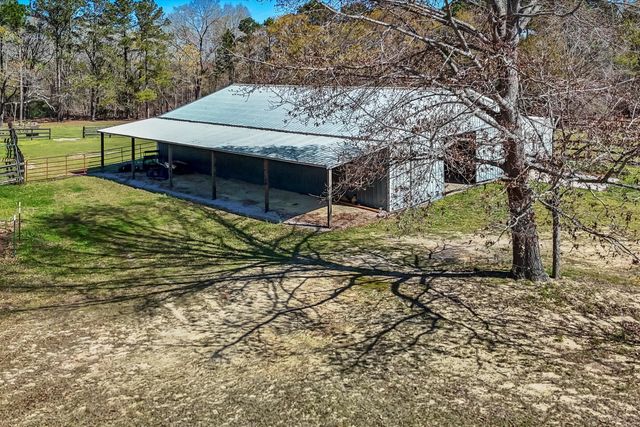 357 Collum Pond Road, Wagener, SC 29164